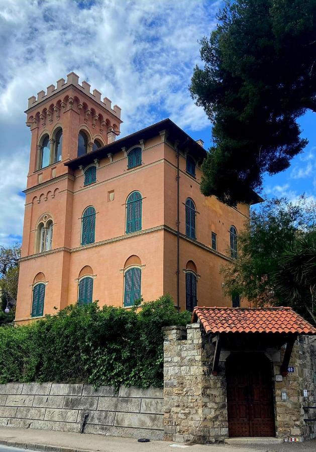 The Shell - New Interior Look But Same Old Charme 200Mt From The Sea With Garden And Parking Nearby Apartment Imperia Bagian luar foto